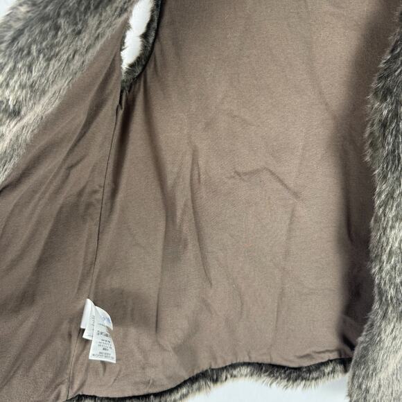 NWT Eddie Bauer Outlet Faux Fur Women's Small (S) Vest, Hook & Eye Closure, Cozy - Picture 2 of 10